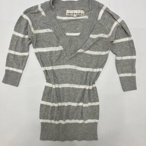 Y2K knit Gray and White Striped Sweater